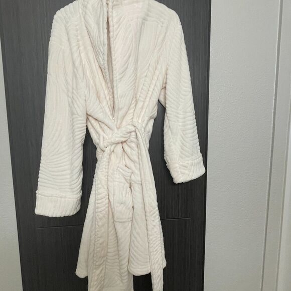 Charter Club Robe – Size M/L - Picture 2 of 2